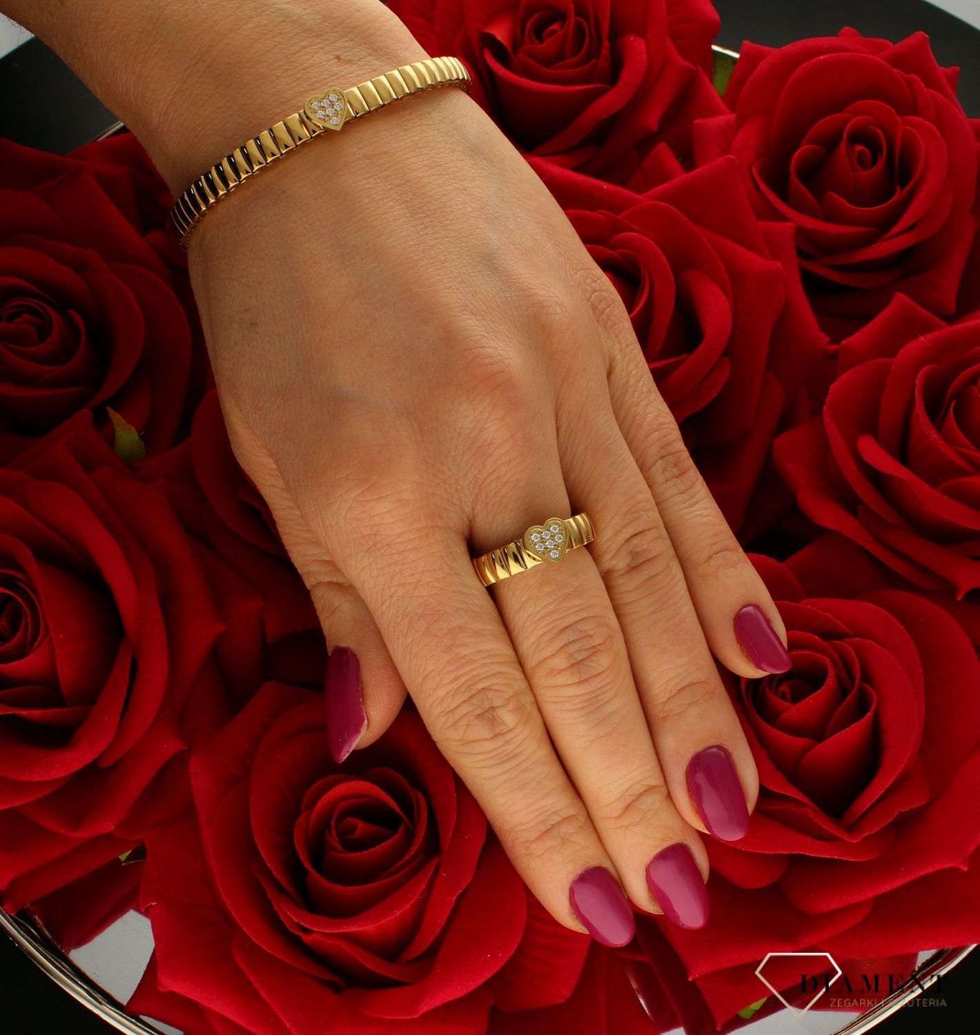 Pierścionek Nomination Serce z cyrkonią 046004 004as.jpg